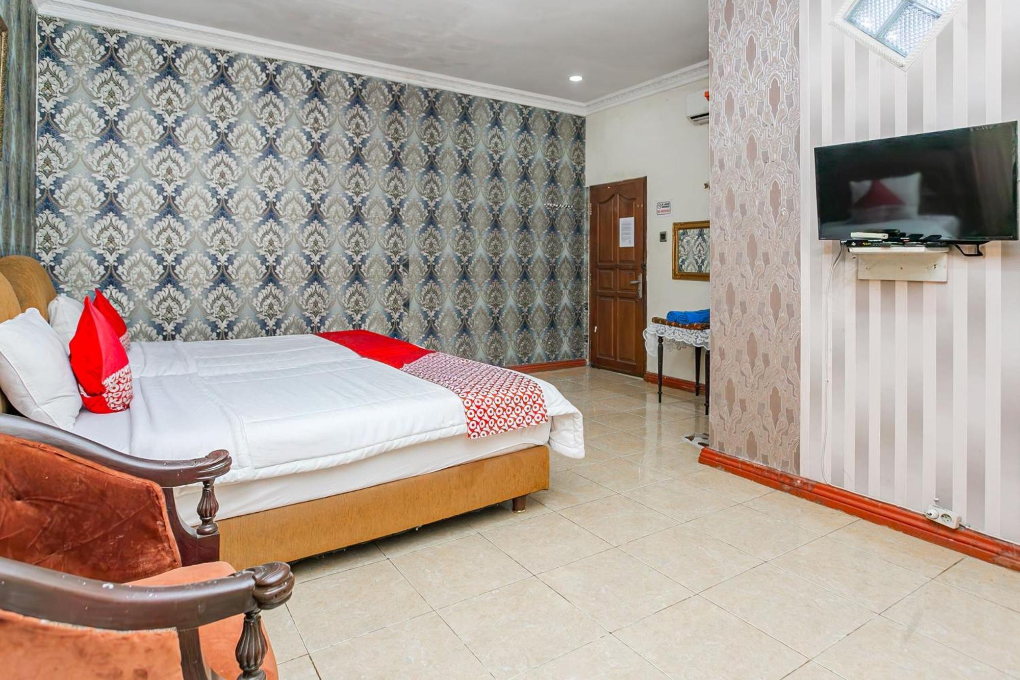 Collection O Puncak Bogor Near Taman Safari Indonesia Formerly Hotel Andalus Εξωτερικό φωτογραφία